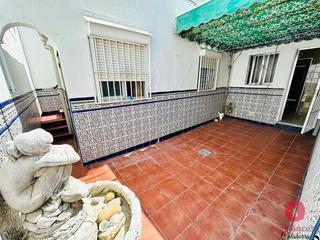 Casa a Campo de la Verdad - Miraflores. Casa zona baja del campo de la verdad