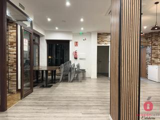 Local Comercial a Sector Sur. Local comercial reformado 2024  junto plaza mediodía