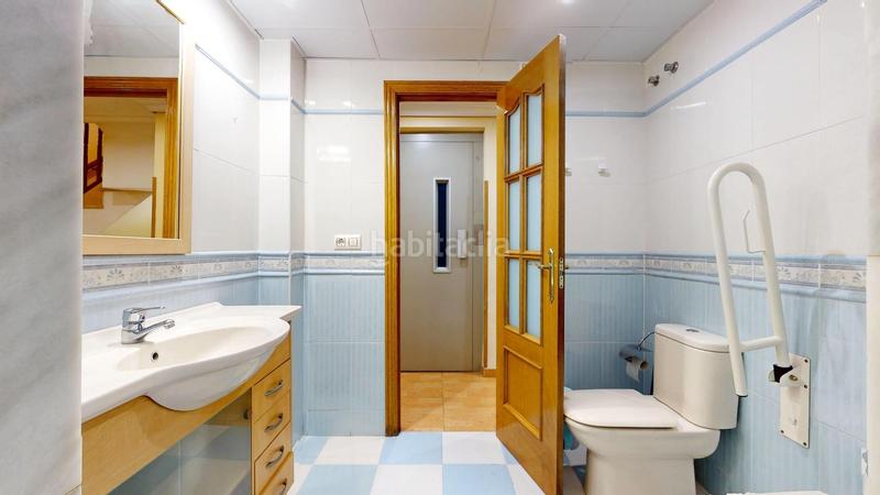 Foto ccb1c4b9-fd5e-4d1f-8796-5f0ddb6cd0d1. Casa con riscaldamento parcheggio in Campo de la Verdad - Miraflores Córdoba