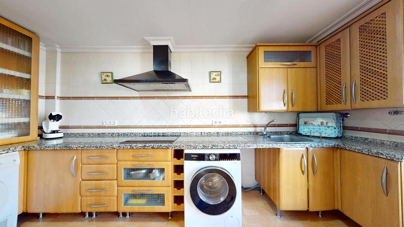 Foto e1c93932-f7e8-405c-a06e-250bf2c0b813. Casa con riscaldamento parcheggio in Campo de la Verdad - Miraflores Córdoba