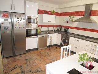 Maison à Campo de la Verdad - Miraflores. Gran casa situada en zona baja del campo de la verdad!
