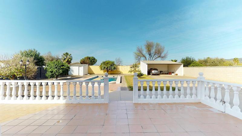 Foto 68dca066-abae-48e9-aedf-ec7c116e8612. Chalet mit heizung parking pool in Villarrubia Córdoba