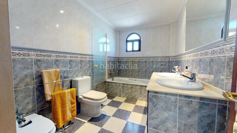 Foto b22cc872-3a00-408a-ad84-6d3bd774e258. Chalet mit heizung parking pool in Villarrubia Córdoba