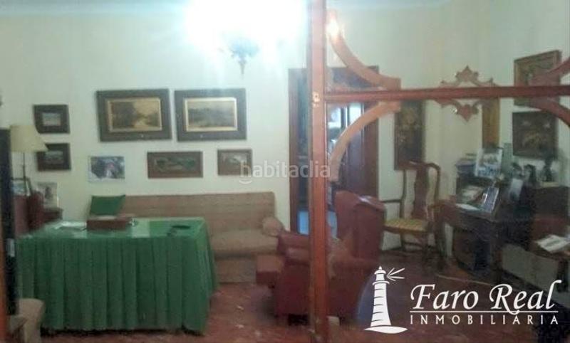 Foto c35e4529-654a-4de5-81f2-66817b46b091. Casa amb aparcament a Centro-Calzada-Cabo Noval Sanlúcar de Barrameda
