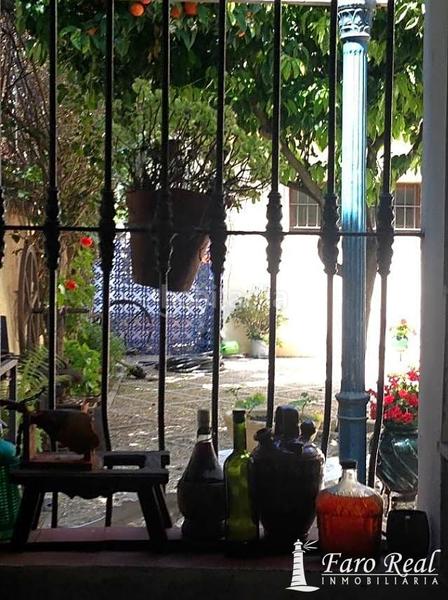 Foto eb4e98ac-fe03-41c9-8f00-25636f980c88. Casa amb aparcament a Centro-Calzada-Cabo Noval Sanlúcar de Barrameda