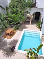 Casa a Centro-Calzada-Cabo Noval. Casa señorial en el centro