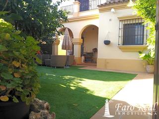 Casa aparellada a La Jara. Chalet pareado en venta zona de la jara