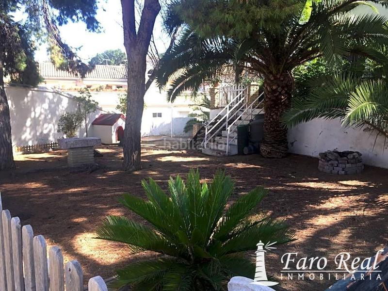 Foto 44ee536c-4047-45b5-a66e-806f4f8bbfa0. Casa chalet independiente en zona centrobarrio alto en Sanlúcar de Barrameda
