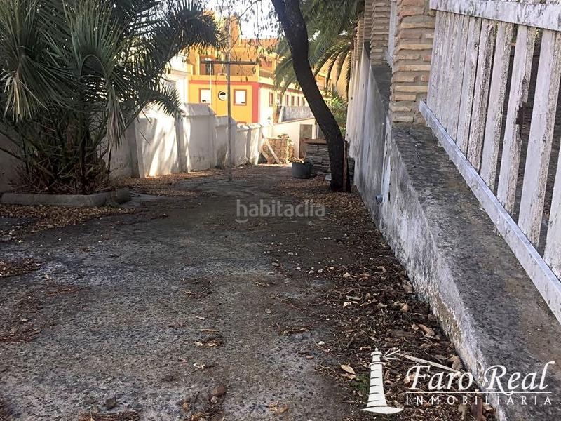Foto 5153d044-bcd4-49f1-b4a6-230e08e41a6a. Casa chalet independiente en zona centrobarrio alto en Sanlúcar de Barrameda