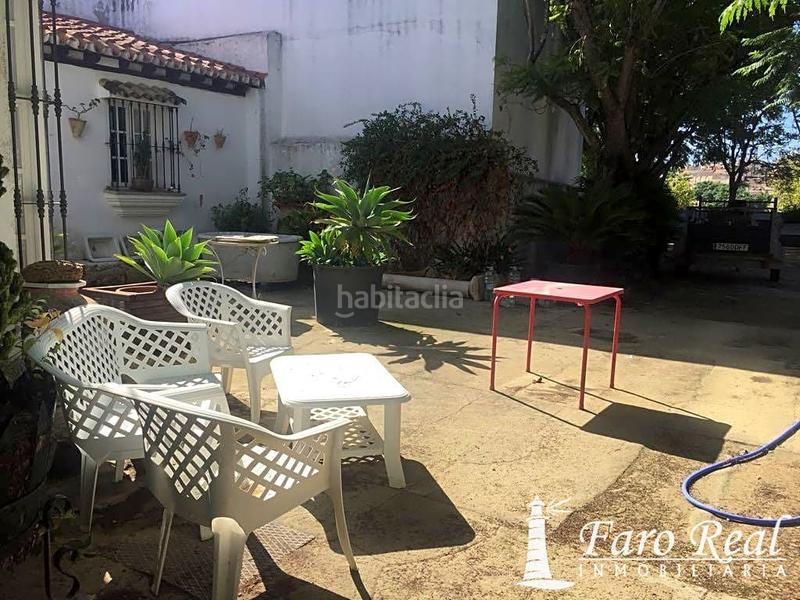 Foto e42109c6-1d6a-4407-bdf2-df7ffe286e4e. Casa chalet independiente en zona centrobarrio alto en Sanlúcar de Barrameda