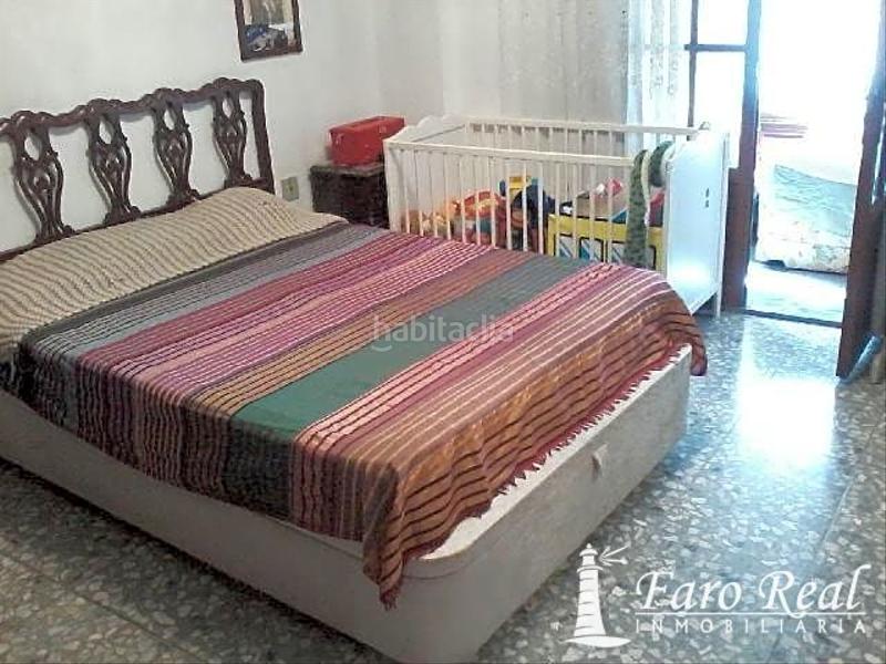 Foto c3662b65-8fd2-42c8-bb7c-b3da049bbb2f. Casa adossada amb aparcament a Centro-Calzada-Cabo Noval Sanlúcar de Barrameda