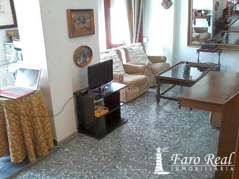 Foto e2a37931-d45d-49e9-872c-579cda29a0d5. Casa adossada amb aparcament a Centro-Calzada-Cabo Noval Sanlúcar de Barrameda