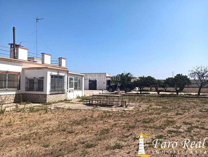 Foto a153c92a-1617-4d74-b0aa-3a8eee618c19. Masia amb aparcament a Chipiona norte Chipiona