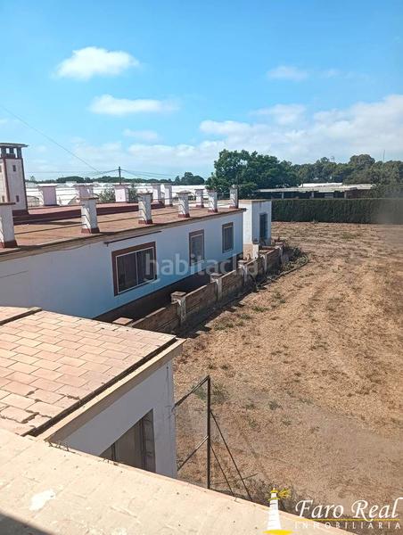 Foto a7dcfd9d-926b-40cc-be7b-6bbbb8e8013b. Masia amb aparcament a Chipiona norte Chipiona