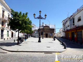 Pis en Ayuntamiento-Barrio Alto. Piso con patios en zona barrio alto
