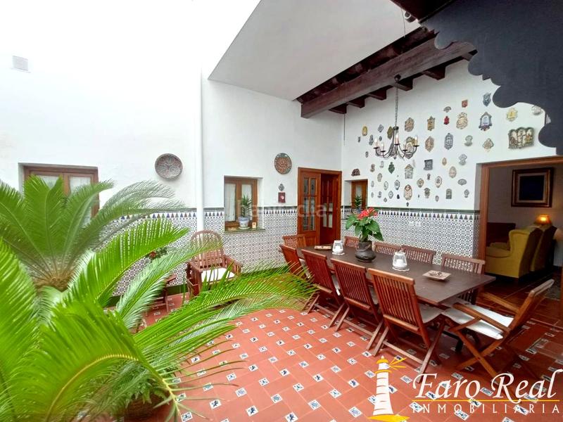 Foto a717d35e-7148-48ec-814f-710c3ad17c78. Casa amb aparcament a Ayuntamiento-Barrio Alto Sanlúcar de Barrameda