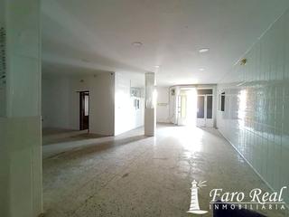 Local Comercial a Ayuntamiento-Barrio Alto. Locales en venta o alquiler en barrio alto