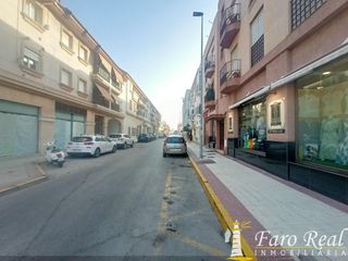 Aparcament cotxe a V Centenario-Piletas-Capuchinos. Plaza de garaje en venta zona quinto centenario