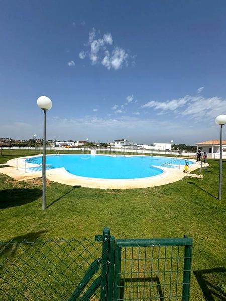 Foto 54ebdf3d-3174-45b4-96fb-6e28b4c20910. Miete zweistöckige wohnung mit pool in Martín Miguel Sanlúcar de Barrameda
