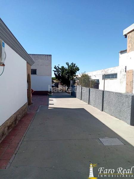 Foto cc8ef0e7-f38c-4c13-adf2-9374a00df6f3. Casa  de una planta con jardin en venta en Bonanza-Avda de Huelva-Barrio Andalucia Sanlúcar de Barrameda