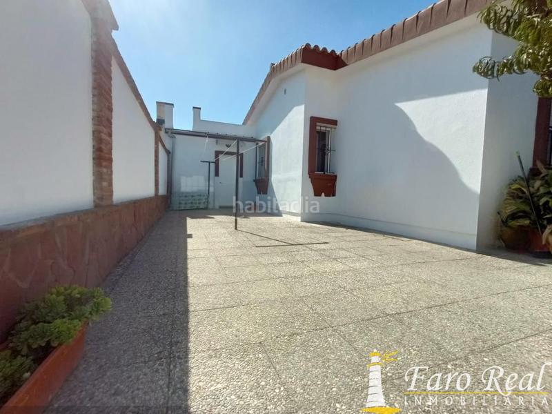 Foto 730a2840-2c2f-452a-a8e2-b30ddb880a09. Casa amb aparcament piscina a La Jara Sanlúcar de Barrameda