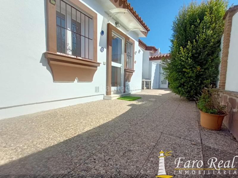 Foto d1ffae4c-1918-4cd9-a4e1-bed51bf86f14. Casa amb aparcament piscina a La Jara Sanlúcar de Barrameda