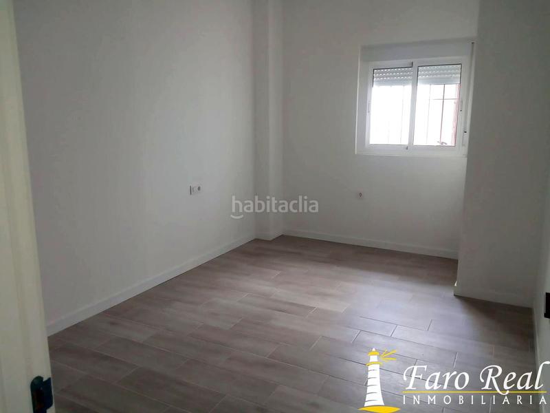 Foto 65b61e2f-ab1f-45fc-970c-009ea3f29f5b. Planta baixa amb aparcament a V Centenario-Piletas-Capuchinos Sanlúcar de Barrameda