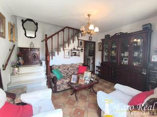 Casa adossada en Monteolivete-Camino Sevilla. Casa en venta en zona monteolivete