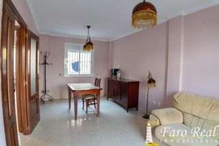 Casa en Las Palmeras-Dehesilla. Duplex adosado en venta zona botanico