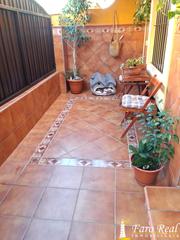 Casa adossada en Las Palmeras-Dehesilla. Duplex adosado en venta en botnico