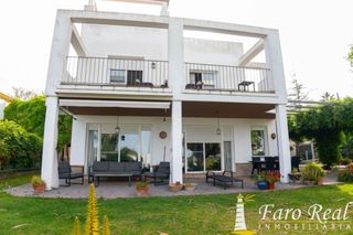 Casa in Martín Miguel. Chalet en martin miguel