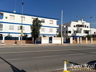 Lloguer Apartament a Centro-Calzada-Cabo Noval. Apartamento en alquiler de temporada zona de las piletas.