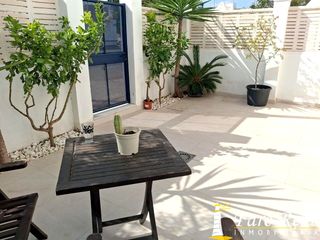 Rent Apartment in Centro-Calzada-Cabo Noval. Apartamento en alquiler de temporada zona de las piletas.