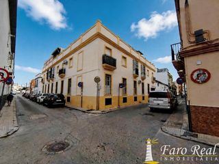Ground floor in El Pino-Bajo de Guía. Piso en venta zona centro barrio bajo