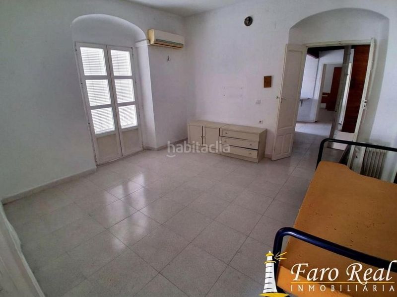 Foto 040cecc5-bf3b-4f9a-97ae-e940c46c407e. Casa a Trebujena