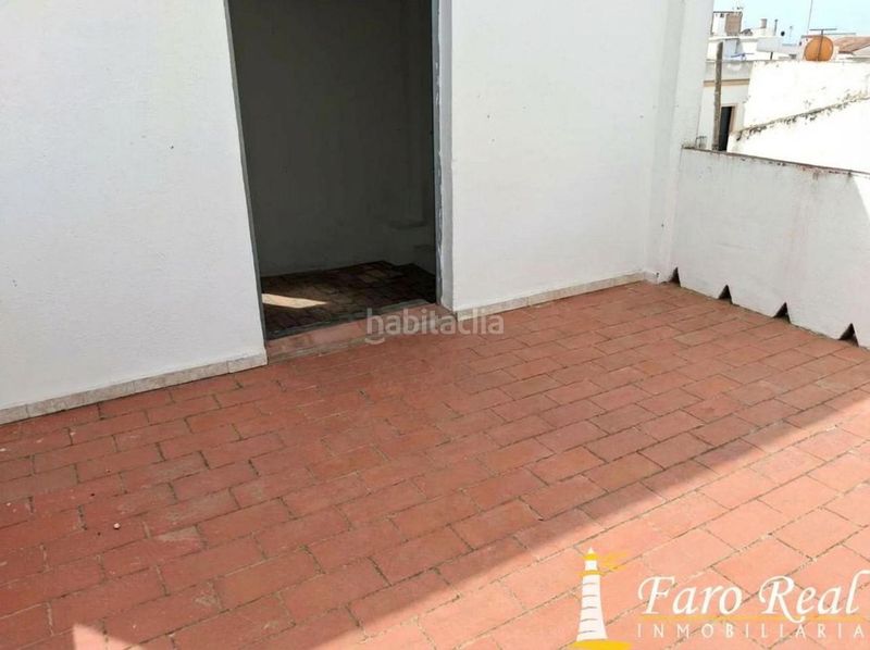 Foto f85209ae-1a75-49a7-b099-2ca5ec51f64c. Casa a Trebujena