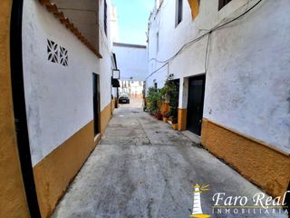 Ground floor in Centro-Calzada-Cabo Noval. Estudio céntrico para reformar