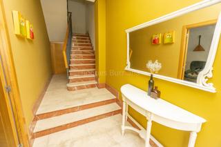Casa en Centro. Vivienda unifamiliar reformada en venta  lista para entrar a viv
