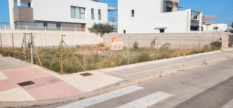 Foto b2668ccd-bc2f-47c6-821e-64ee2ba9eb12. Wohngrundstück in Piscinas Burriana