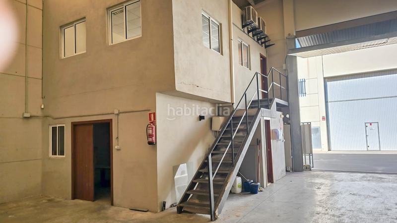 Foto b58dd9b5-8e56-4607-8bd8-4768d45f8d62. Business premise in Llombai Burriana