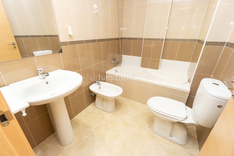 Foto 5f6c5bc9-c96f-49c0-a1c6-f3021027665a. Edifici a Piscinas Burriana