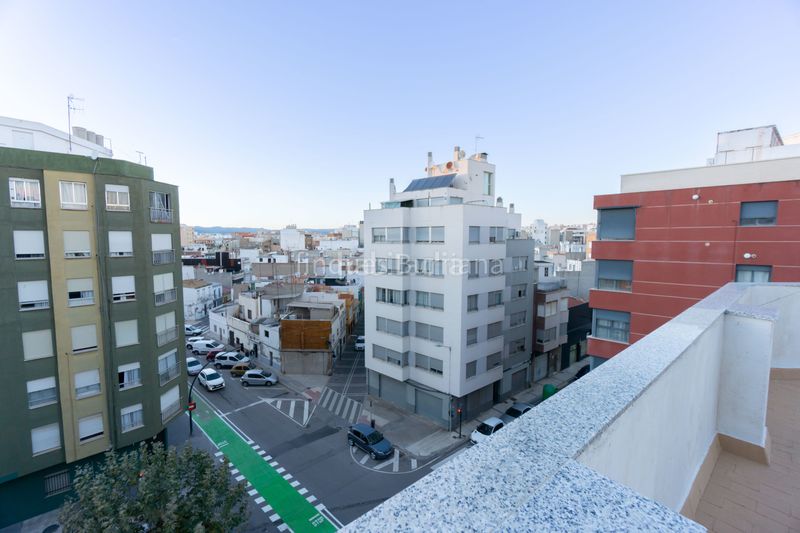 Foto 92eb9b99-7357-47c1-a69f-b68a12b2077f. Edifici a Llombai