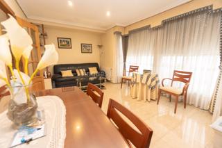 Casa a La Bosca. Casa adosada en venta en burriana, zona bosca.te presentamos est