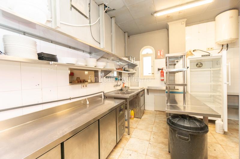 Foto 2f410b67-a05a-43b8-a4ee-09e9d1ab768d. Alquiler local comercial se alquila restaurante totalmente equipado zona Piscinasbuscas montar tu propio restaurante? esta es tu oportunidad!se en Burriana