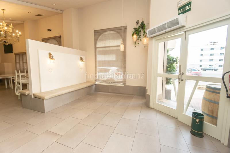 Foto 07154317-c7d5-4ade-a95c-38ae998fd3d2. Lloguer local comercial a Piscinas Burriana