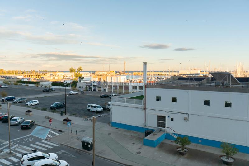 Foto e269b05e-844f-46bc-95b2-17eedd10009b. Piso  en venta en primera línea de mar zona puerto, castellónte presentamos esta vivienda con una ubicación excepcional, en Burriana