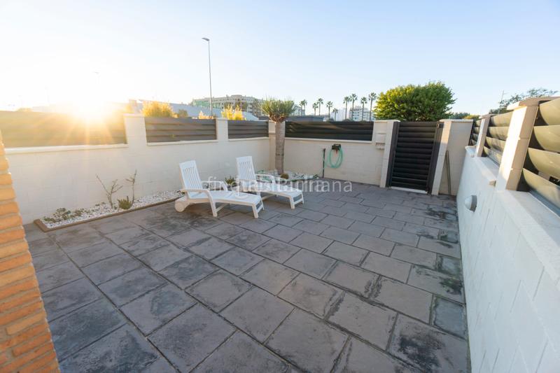 Foto 2eff41e9-9013-4d21-b89f-3ee28fa6e3bc. Chalet in Piscinas Burriana