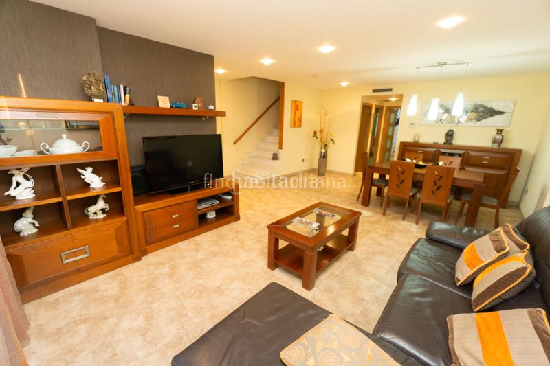 Foto da2fd0fc-f814-44b7-8d3f-c6831056be96. Chalet in Piscinas Burriana