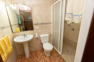 Local Comercial a Piscinas. Amplio local acondicionado como vivienda de 92 m en la zona pisc