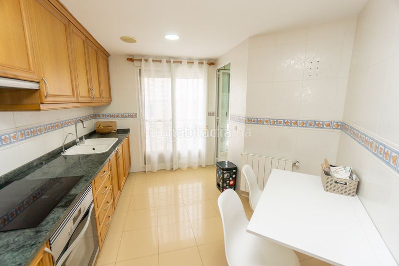 Foto c6dcd0ac-095f-4872-9eee-0c6293afb584. Piso  de 3 dormitorios con garaje y vistas al parque santa bertavivienda situada en llombai, , junto al parque santa berta, en Burriana